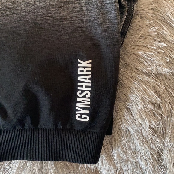 Gymshark Adapt Ombre Seamless Long Sleeve Crop Top - Picture 4 of 5